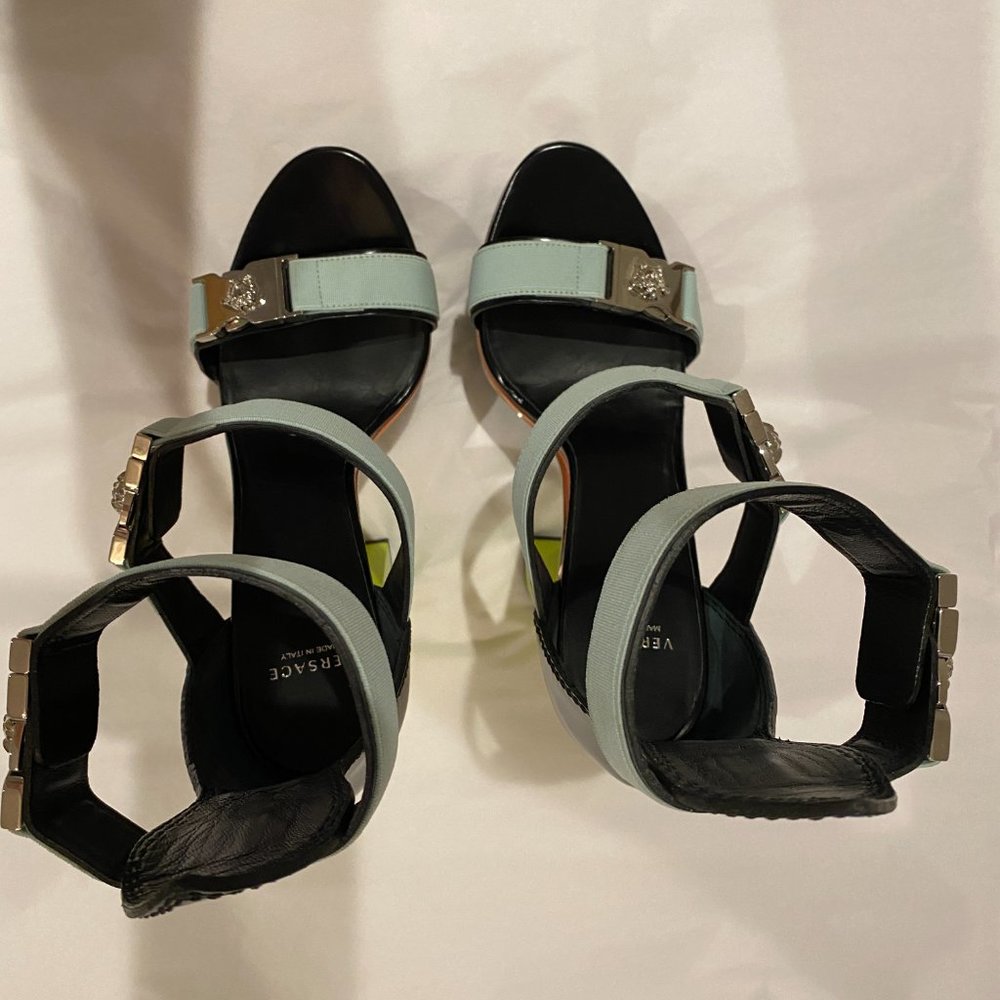 COPY - Versace Medusa Runway Platform Heels (Gigi Hadid) - Picture 3 of 6